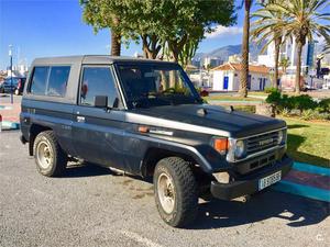 TOYOTA Hilux HILUX 2.5 TD CHASSIS CABINA 2p.