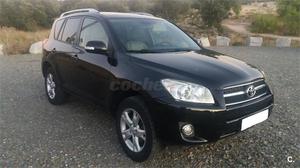 TOYOTA Rav4 2.0 VVTi Executive 4X4 5p.