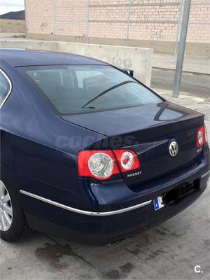 VOLKSWAGEN Passat Variant 2.0 TDI 140cv DPF Advance 5p.