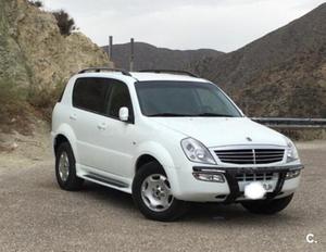 SSANGYONG Rexton RX 270 FULL PROFESIONAL 5p.