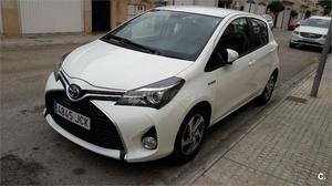 TOYOTA Yaris Hybrid Active 5p.