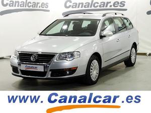 VOLKSWAGEN Passat Variant 2.0 TDI 140cv Trendline 5p.