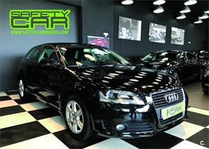 AUDI A3 2.0 TDI 140cv DPF Attraction 3p.