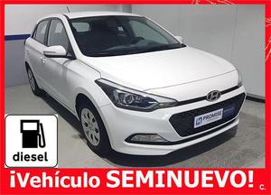 HYUNDAI i CRDi Essence 5p.