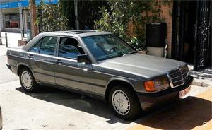 MERCEDES-BENZ E 2.6 4p.