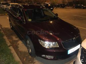 SKODA Superb Combi 2.0 TDI CR 140cv Ambition 5p.