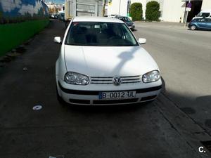 VOLKSWAGEN Golf 1.6 CONCEPTLINE 5p.