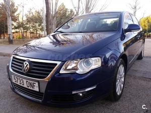 VOLKSWAGEN Passat 1.9 TDi Advance 130CV 4p.