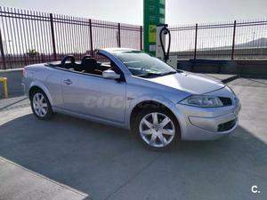 RENAULT Megane COUPECABR. CONFORT DYNAMIQUE v 2p.