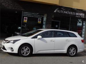 TOYOTA Avensis 120D Comfort Cross Sport 5p.