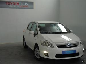 TOYOTA Auris 1.8 Hibrido Active 5p.