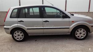 FORD Fusion v Trend 5p.