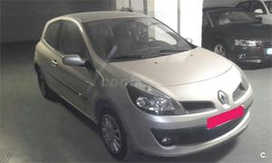 RENAULT Clio Authentique v 3p.