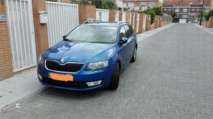 SKODA Octavia Combi 2.0 TDI CR 150cv Ambition 5p.