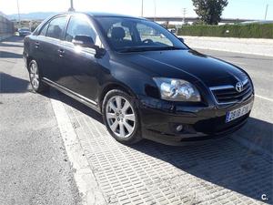 TOYOTA Avensis 2.2 D4D Executive 5p.