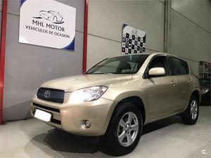 TOYOTA Rav4 2.0 VVTi Execut.Cross Sp.Multidr.S 4x4 5p.