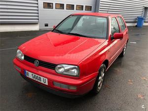 VOLKSWAGEN Golf 1.9 TDI CONCEPTLINE 5p.