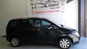 VOLKSWAGEN Touran 2.0 TDI ADVANCE 5p.