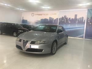 ALFA ROMEO GT 1.9 JTD Distinctive 3p.