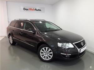 VOLKSWAGEN Passat 2.0 TDI 140cv Advance 4p.