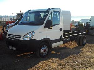 Iveco DAILY 35C15 en chasis cabina.