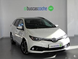 TOYOTA Auris D Feel Touring Sports 5p.