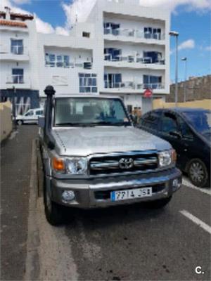 TOYOTA Land Cruiser 3.0 D4D VX AUTO 5p.