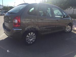 CITROEN Xsara Picasso 1.6 Exclusive 5p.