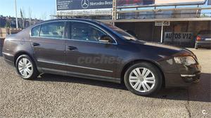 VOLKSWAGEN Passat 2.0 TDI 170cv DPF Highline DSG 4p.