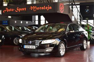 VOLVO S D4 Summum Auto 4p.