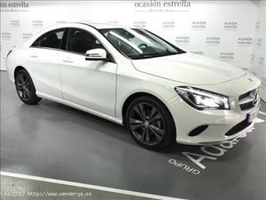 SE VENDE MERCEDES-BENZ CLASE CLA CLA 200D - SIERO -