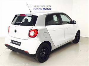 SE VENDE SMART FORFOUR 66 AUT. - SABADELL - (BARCELONA)