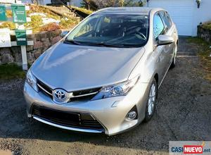 Toyota auris año:  de segunda mano