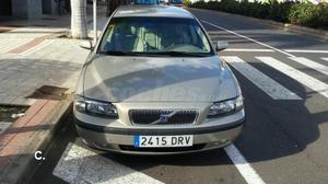 VOLVO V70 D5 AWD Kinetic 5p.