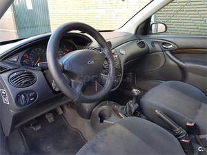 FORD Focus 1.6 GHIA 5p.