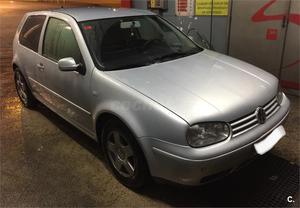 VOLKSWAGEN Golf 1.6 CONCEPTLINE 3p.