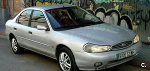 FORD Mondeo 1.8TD GHIA 5p.