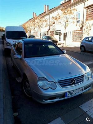 MERCEDES-BENZ Clase C C 200 K Sportcoupe 3p.