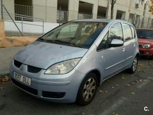 MITSUBISHI Colt v Invite 5p.