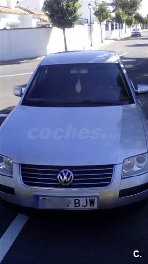 VOLKSWAGEN Passat 1.9 TDi 100CV Edition 4p.