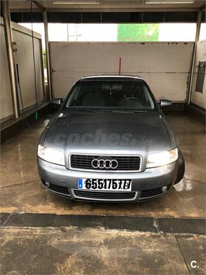 AUDI A4 1.9 TDI 6 velocidades 4p.