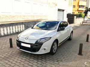 RENAULT Megane Color Edition v p.