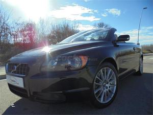 VOLVO C70 D5 Momentum 2p.