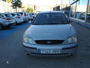 FORD Mondeo 2.0I GHIA 4p.