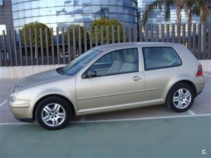 VOLKSWAGEN Golf 1.6 CONCEPTLINE 3p.