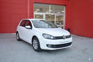 VOLKSWAGEN Golf 1.6 TDI 105 DSG Advance BMotion Tech 5p.