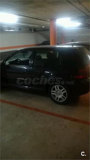 VOLKSWAGEN Golf 1.9 TDi Advance 110CV 3p.