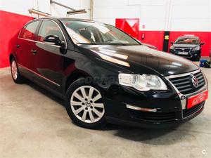 VOLKSWAGEN Passat 2.0 TDI Advance 4p.