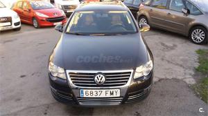 VOLKSWAGEN Passat Variant 2.0 TDI 140cv Highline DSG 5p.