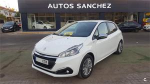 PEUGEOT P STYLE 1.2L PureTech 60KW 82CV 5p.